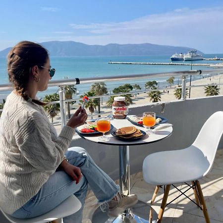 Sea View Apartment Vlorë Extérieur photo