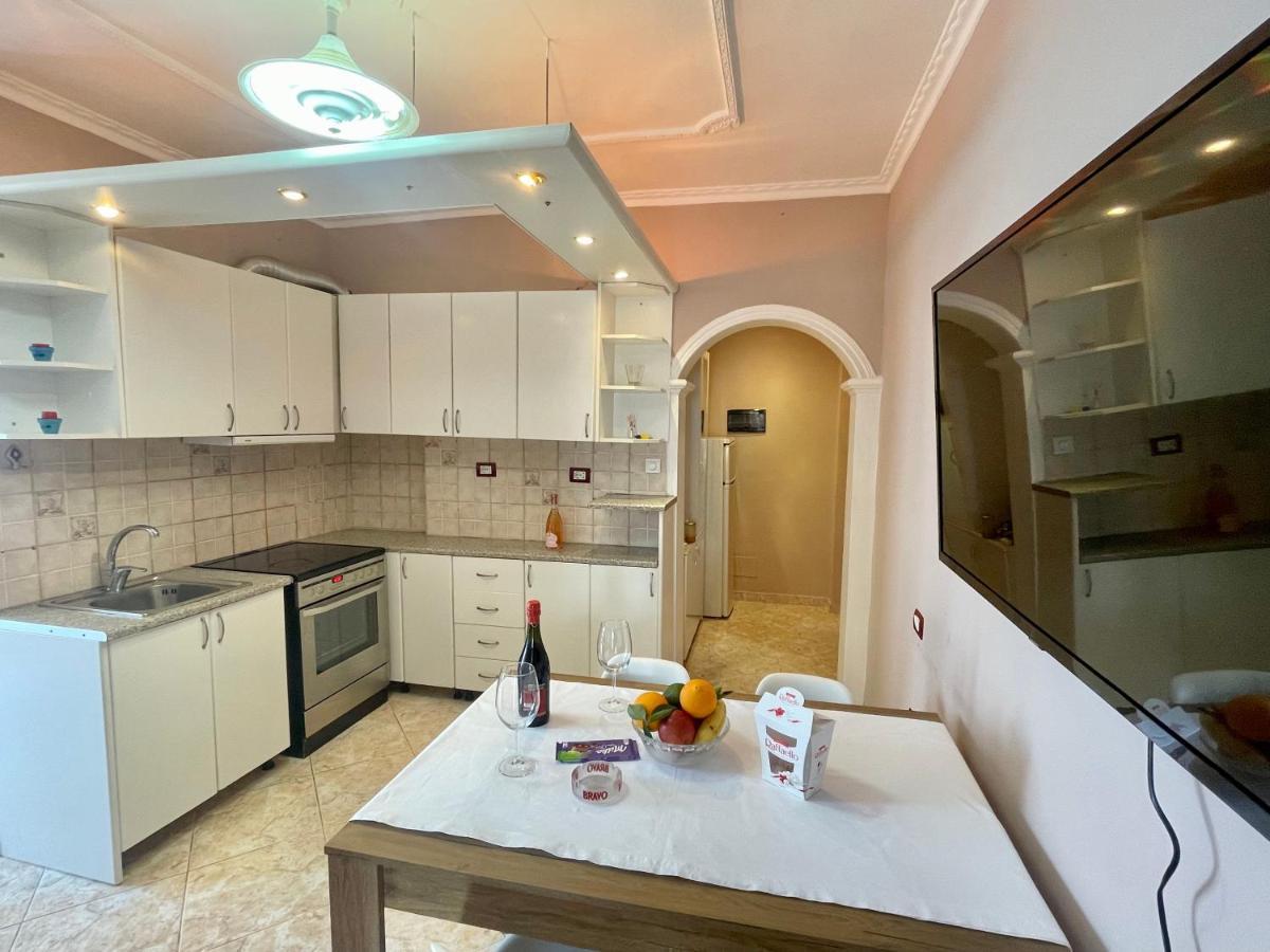 Sea View Apartment Vlorë Extérieur photo